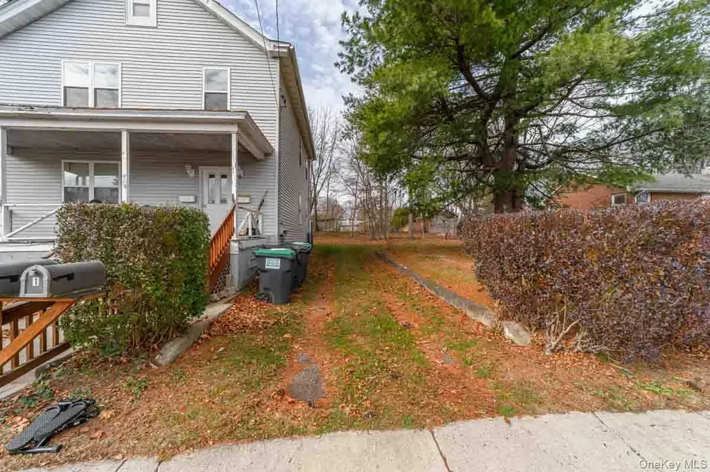 807 Abbey Avenue Maybrook NY 12543