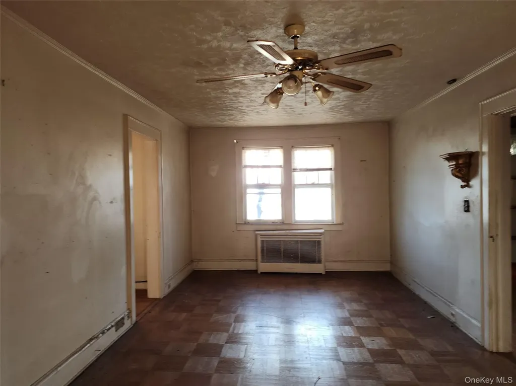 39 Hilbert Street Hempstead NY 11550