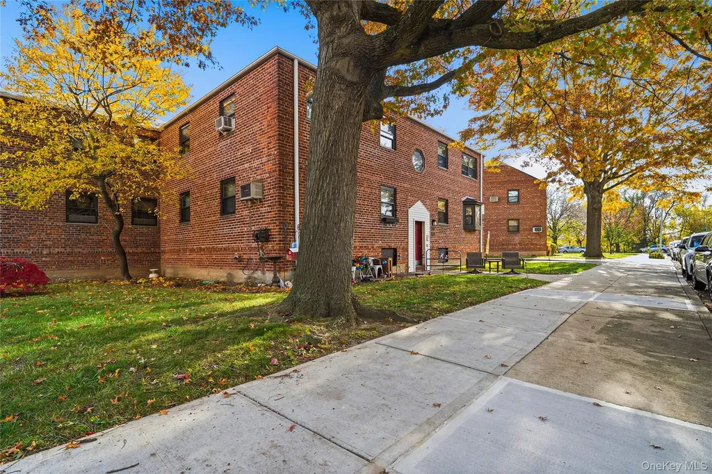 156-33 80th Street Howard Beach NY 11414