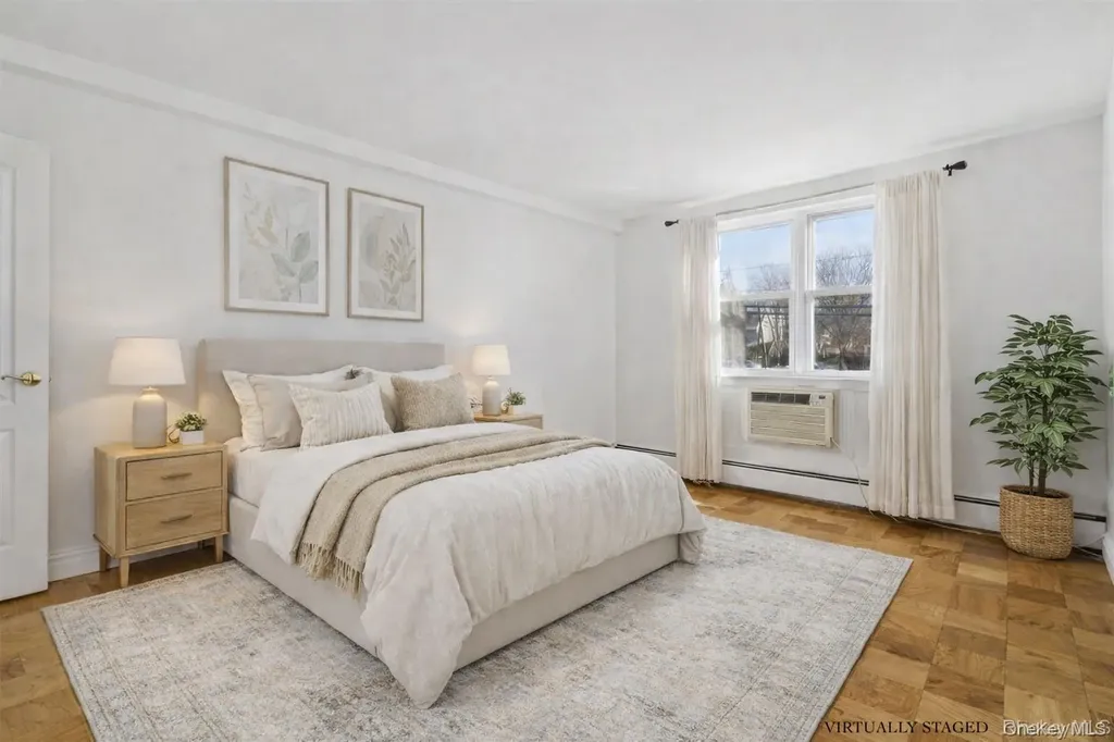 157 Hempstead Avenue Lynbrook NY 11563