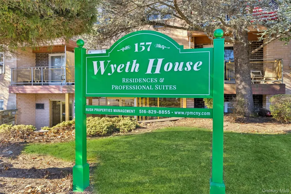 157 Hempstead Avenue Lynbrook NY 11563