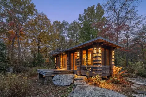 104 N Garden Drive Pawling NY 12564