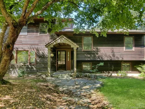 104 N Garden Drive Pawling NY 12564