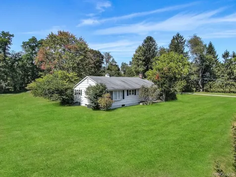 104 N Garden Drive Pawling NY 12564