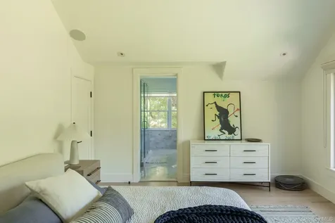 4-6 Old Primrose Hill Road Rhinebeck NY 12572