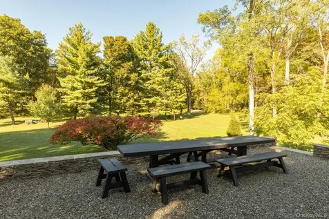 4-6 Old Primrose Hill Road Rhinebeck NY 12572