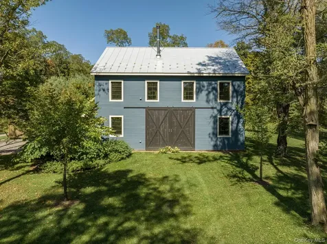 4-6 Old Primrose Hill Road Rhinebeck NY 12572