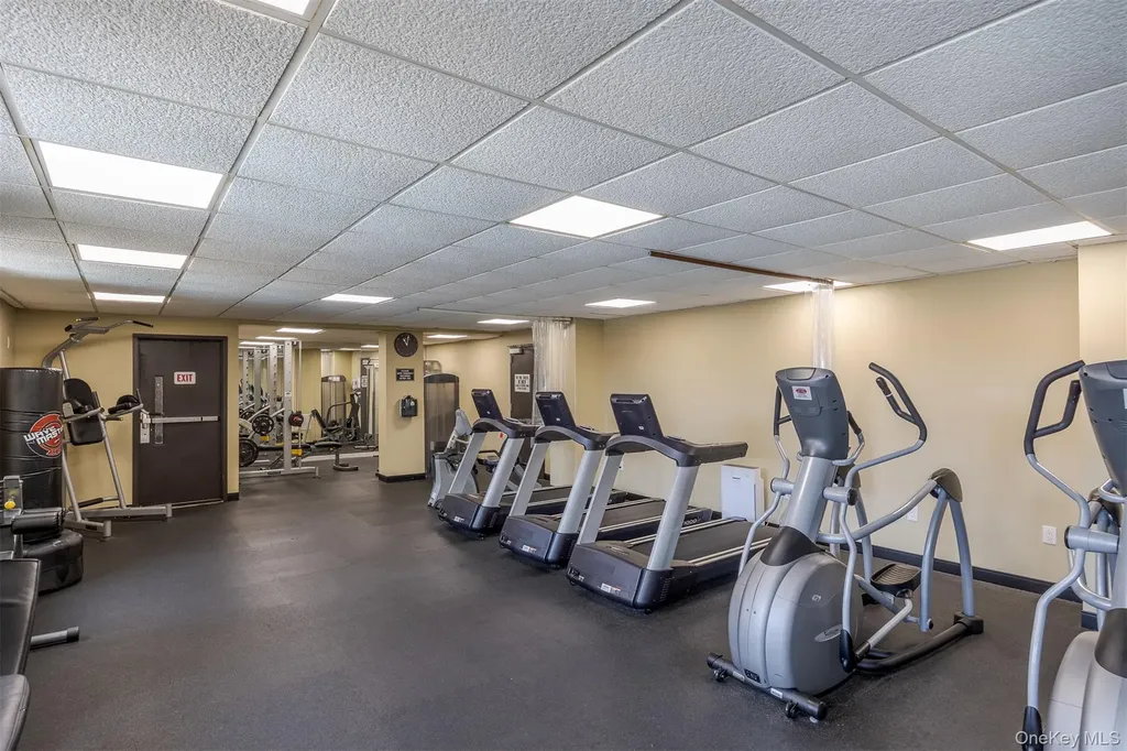 100 W Broadway Long Beach NY 11561