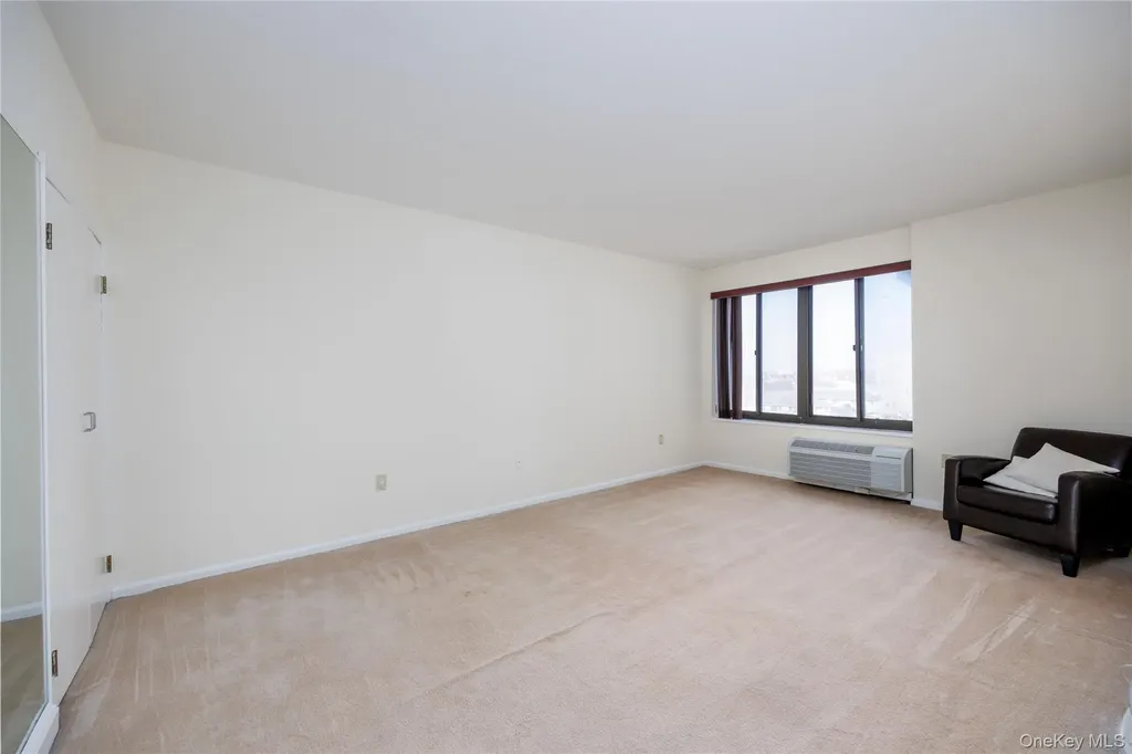 100 W Broadway Long Beach NY 11561