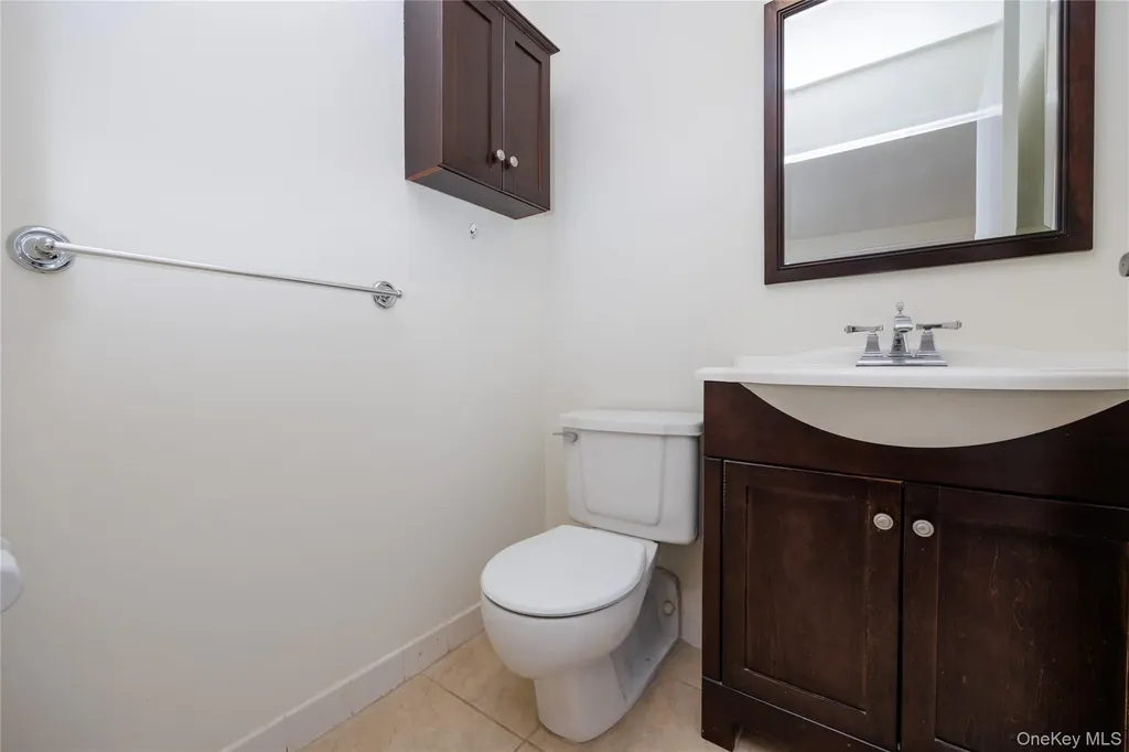 100 W Broadway Long Beach NY 11561