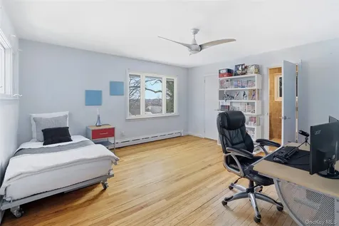 331 Old Colony Road Hartsdale NY 10530