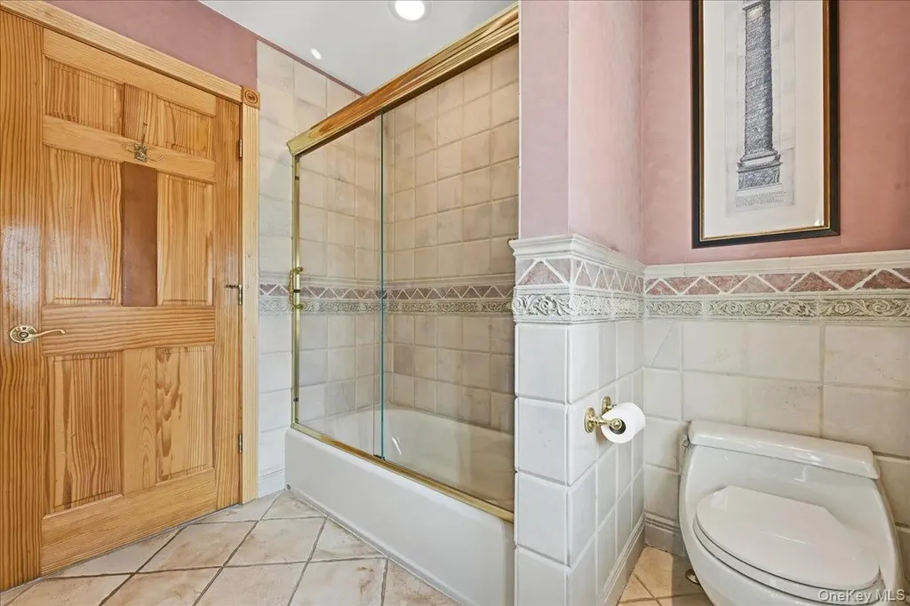 89 Woodsome Road Babylon NY 11702