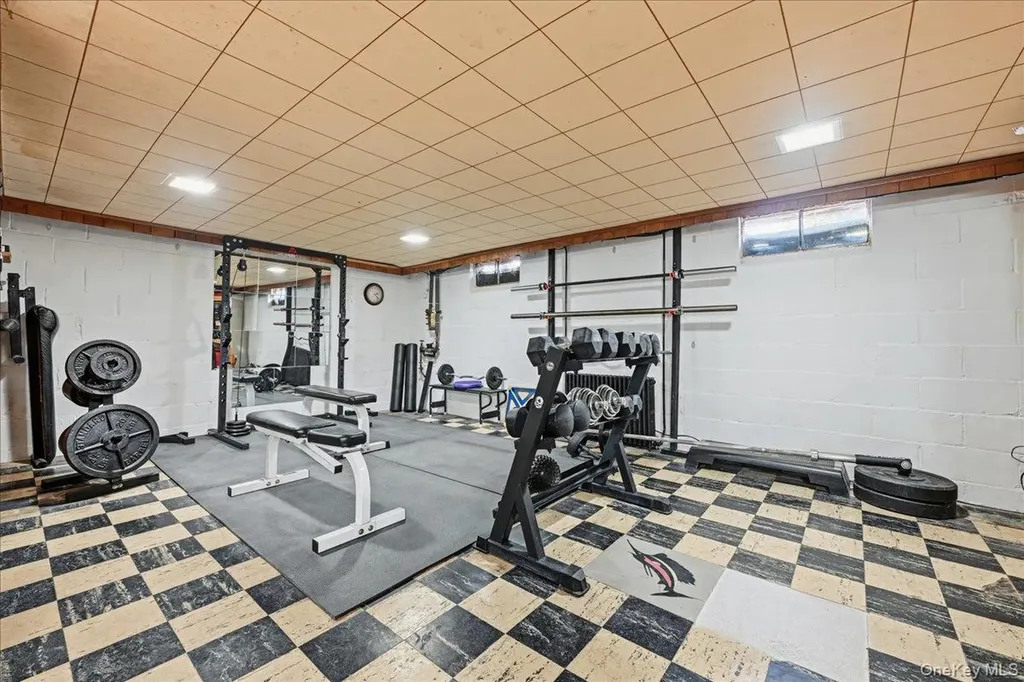 89 Woodsome Road Babylon NY 11702
