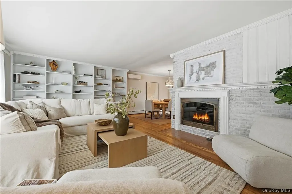 89 Woodsome Road Babylon NY 11702