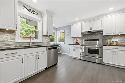 89 Woodsome Road Babylon NY 11702