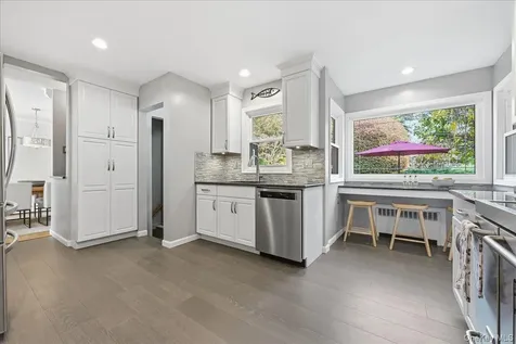 89 Woodsome Road Babylon NY 11702