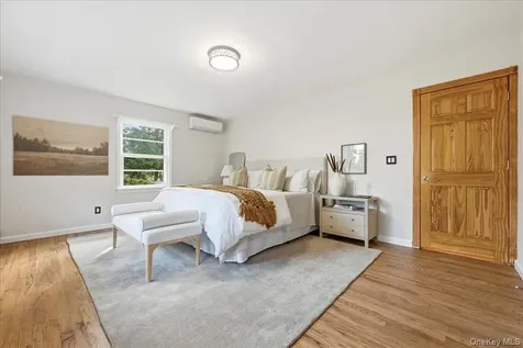 89 Woodsome Road Babylon NY 11702