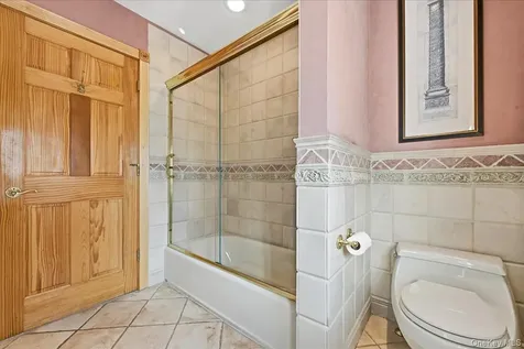 89 Woodsome Road Babylon NY 11702