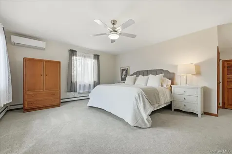 89 Woodsome Road Babylon NY 11702