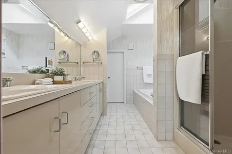 89 Woodsome Road Babylon NY 11702