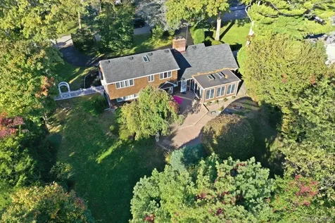 89 Woodsome Road Babylon NY 11702