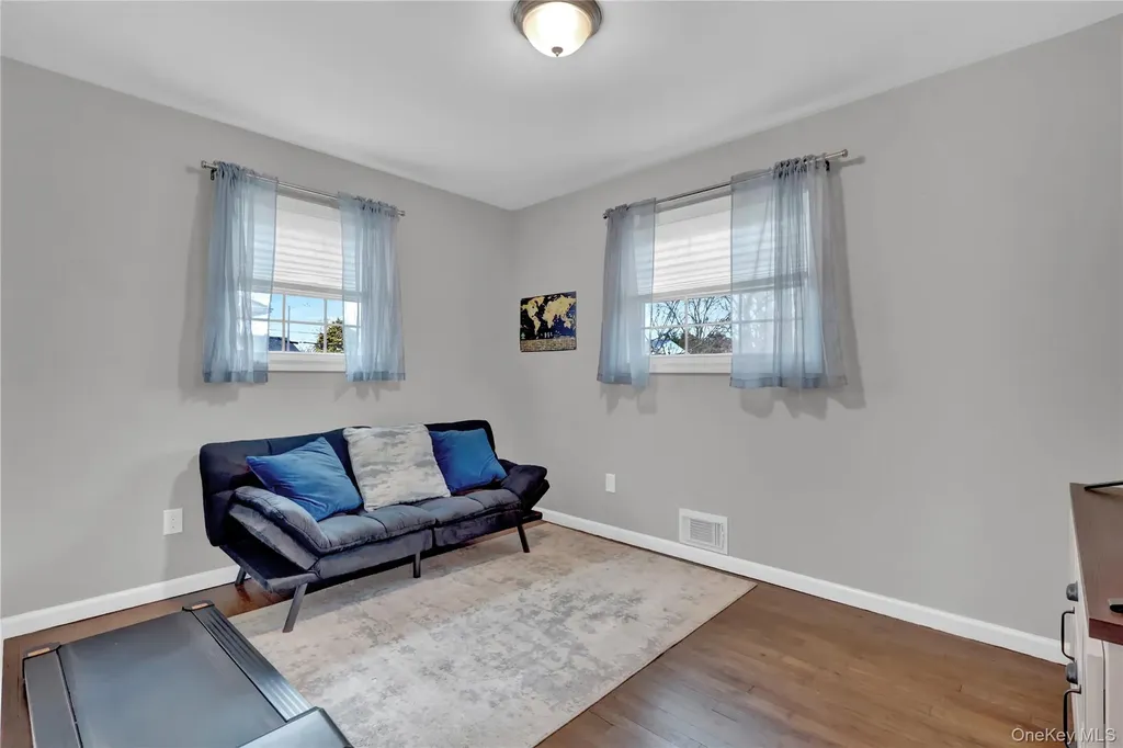 7 Winston Road Centereach NY 11720