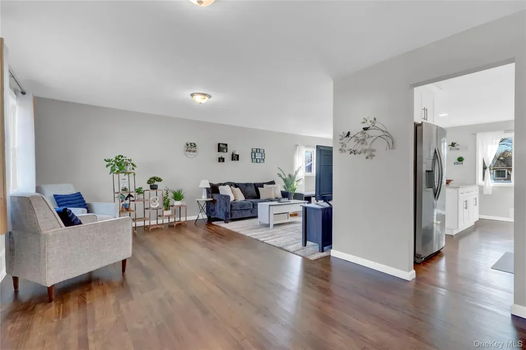 7 Winston Road Centereach NY 11720