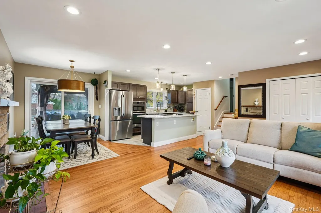 3 Garden Drive New Windsor NY 12553