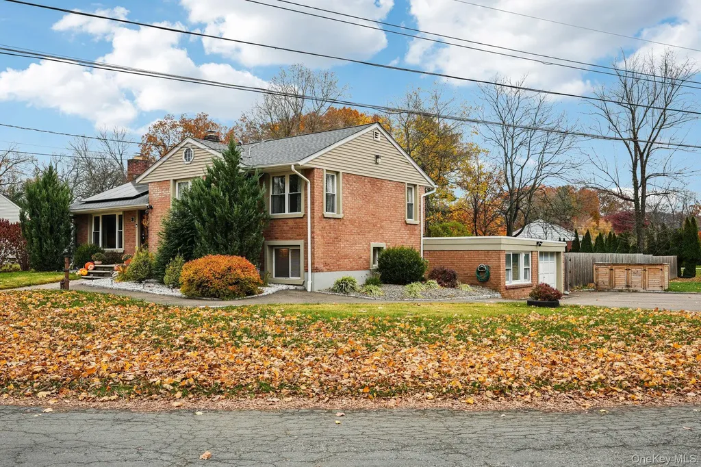 3 Garden Drive New Windsor NY 12553