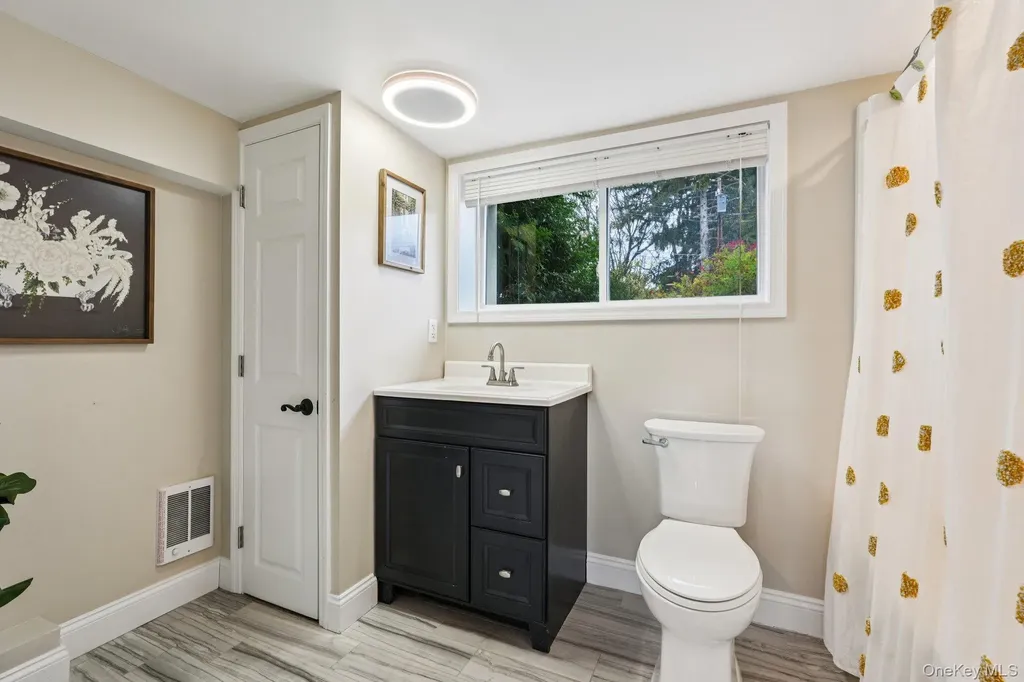 3 Garden Drive New Windsor NY 12553