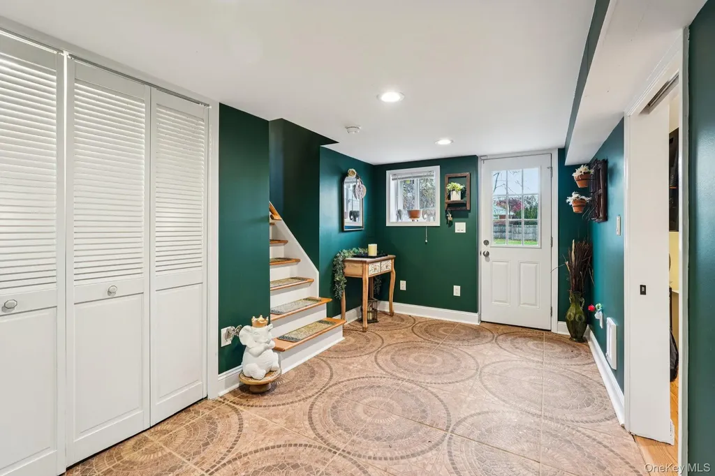 3 Garden Drive New Windsor NY 12553