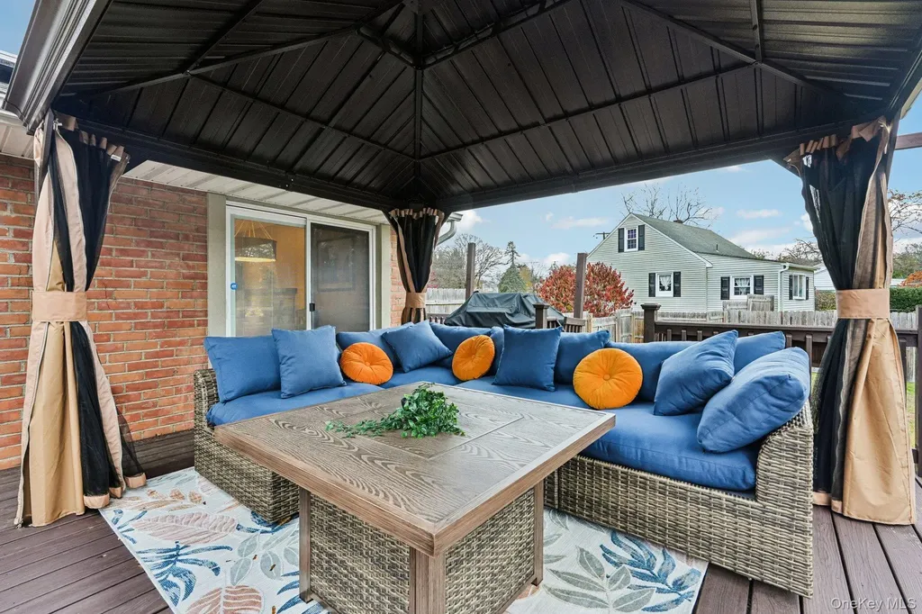 3 Garden Drive New Windsor NY 12553