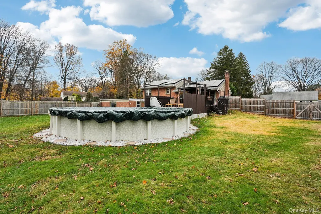3 Garden Drive New Windsor NY 12553