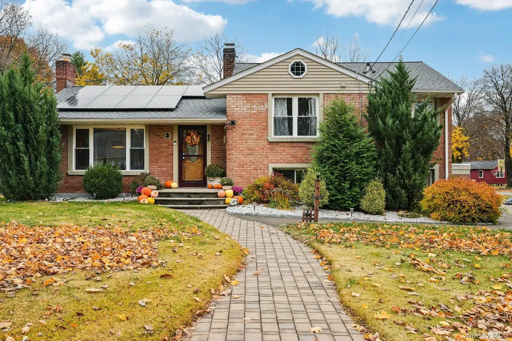 3 Garden Drive New Windsor NY 12553
