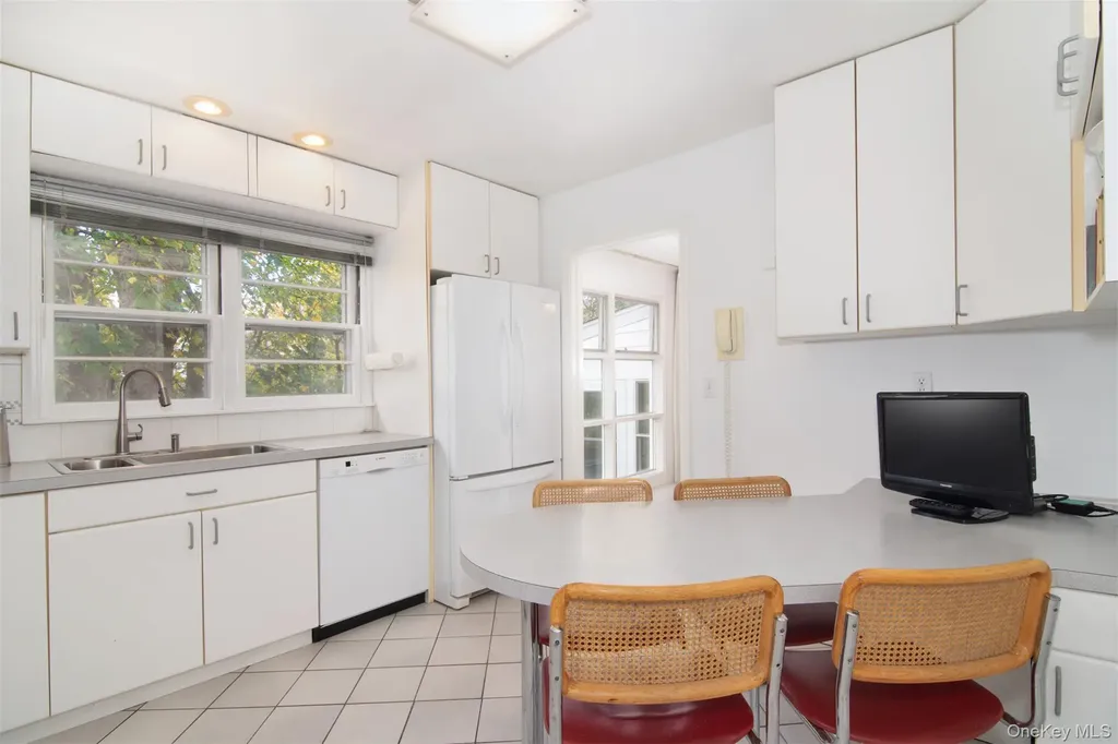 18 Eldredge Place Dobbs Ferry NY 10522