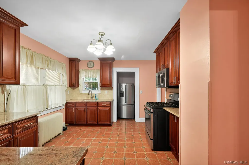 82 E Clinton Avenue Roosevelt NY 11575