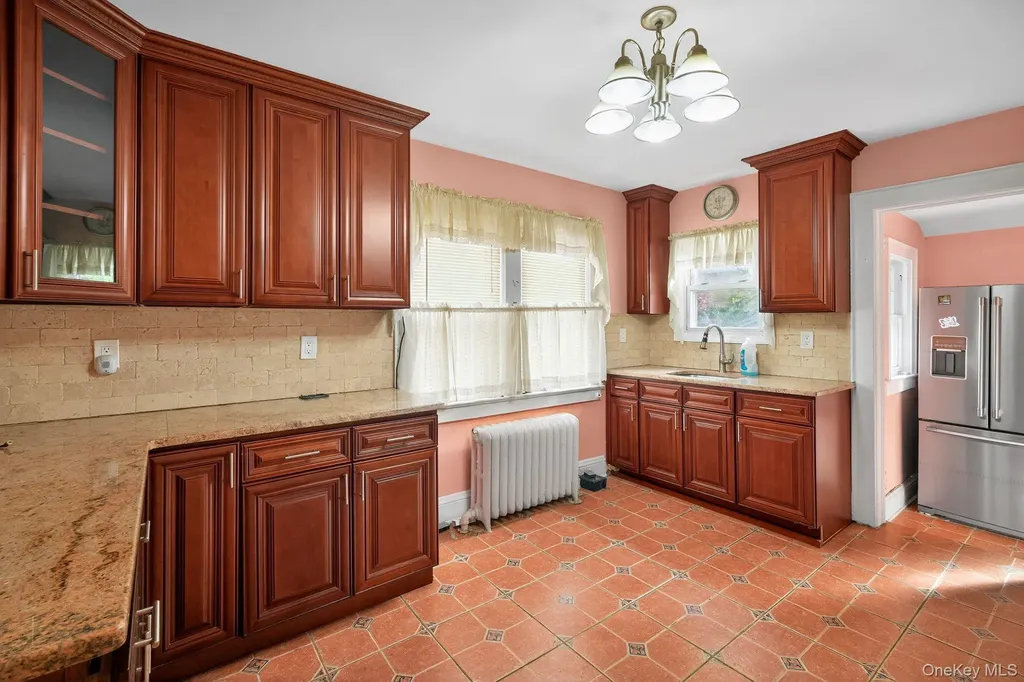 82 E Clinton Avenue Roosevelt NY 11575