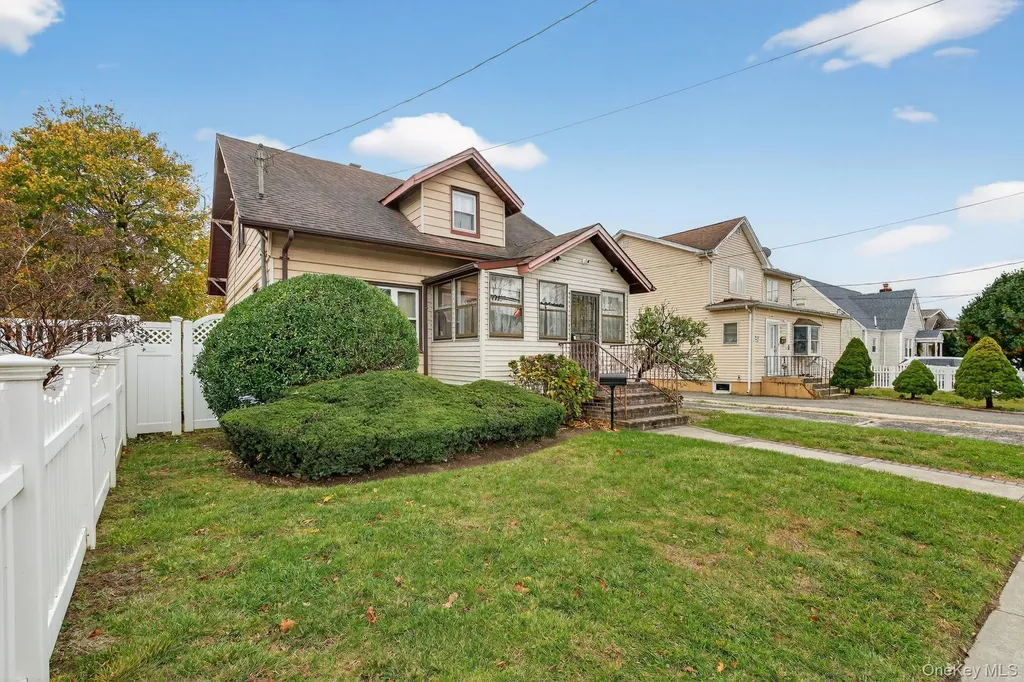 82 E Clinton Avenue Roosevelt NY 11575