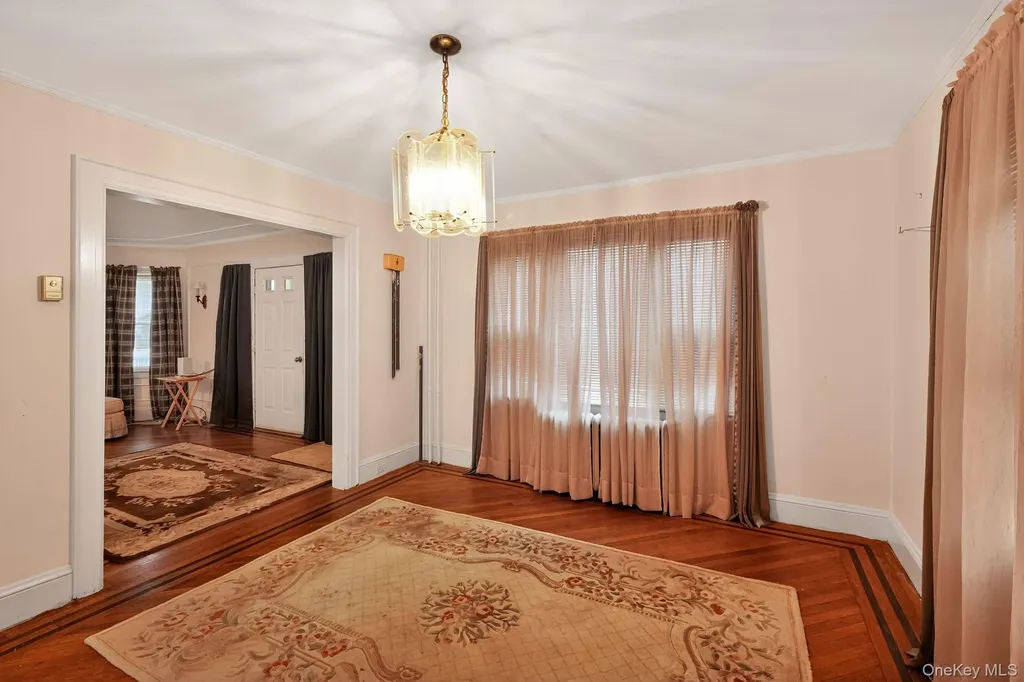 82 E Clinton Avenue Roosevelt NY 11575