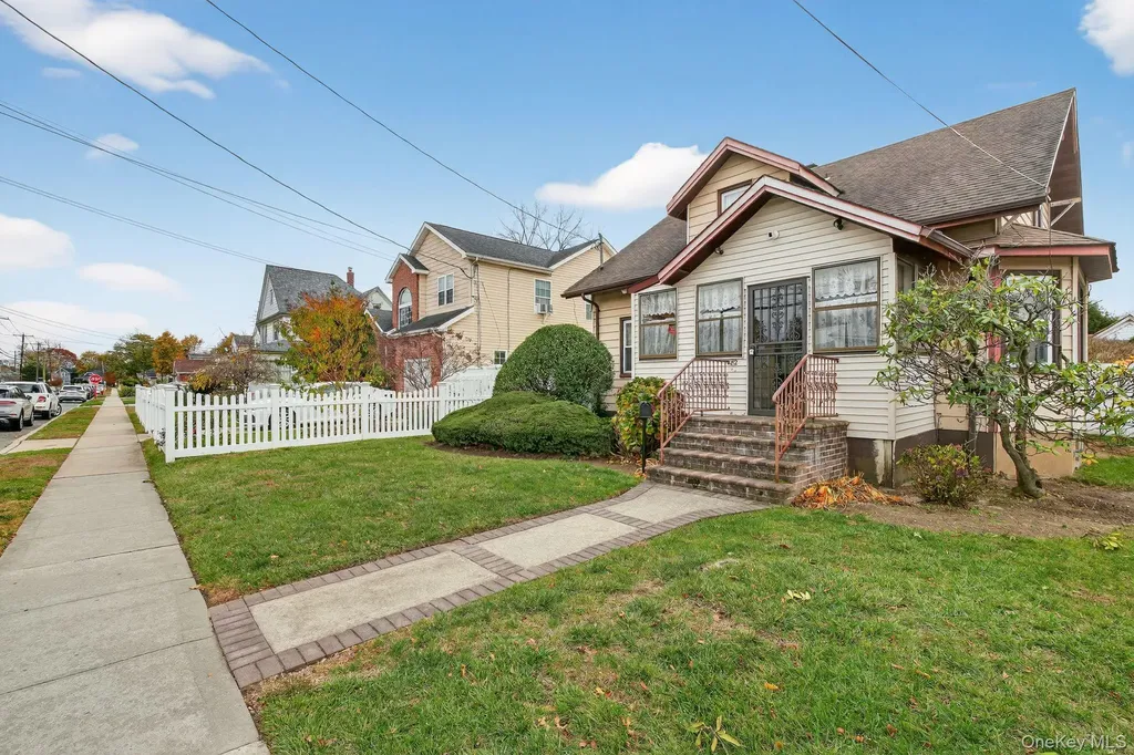 82 E Clinton Avenue Roosevelt NY 11575