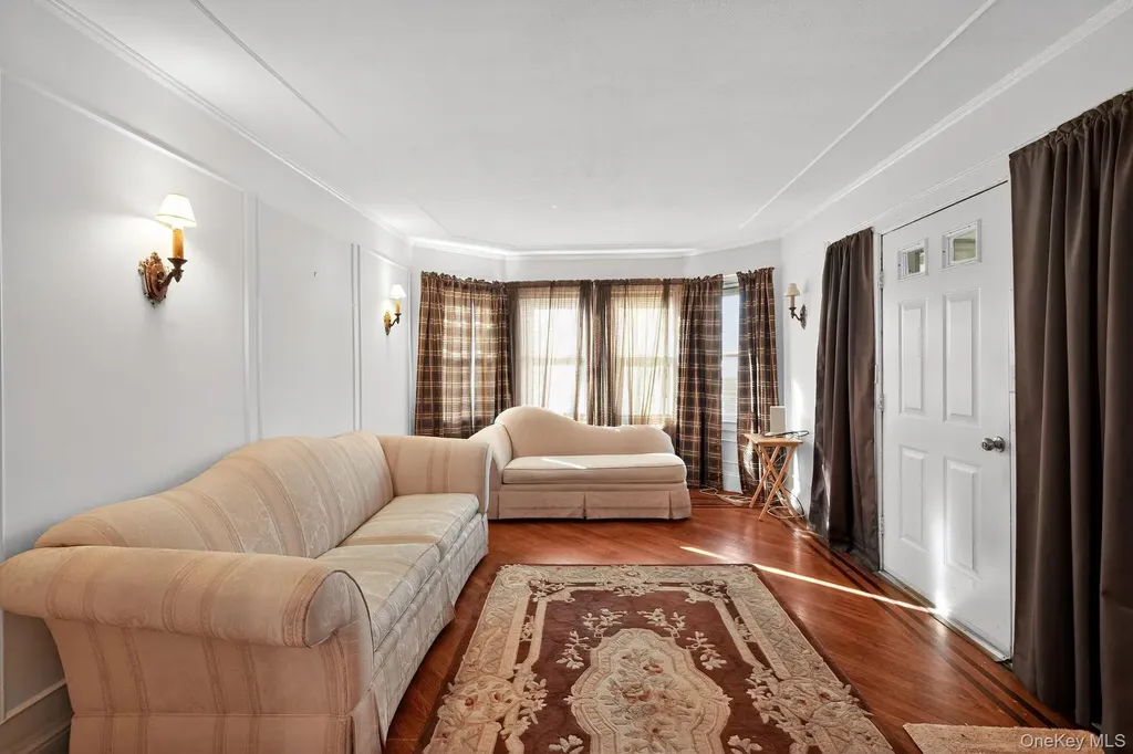 82 E Clinton Avenue Roosevelt NY 11575