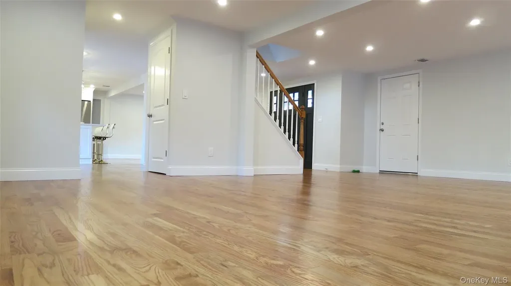 1 Eliot Drive Lake Grove NY 11755