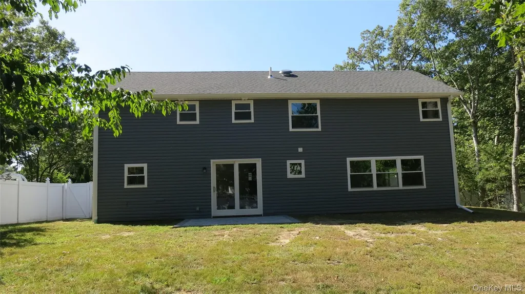 1 Eliot Drive Lake Grove NY 11755