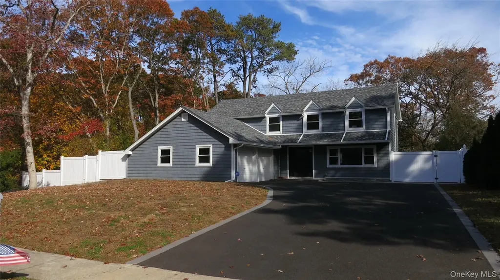 1 Eliot Drive Lake Grove NY 11755