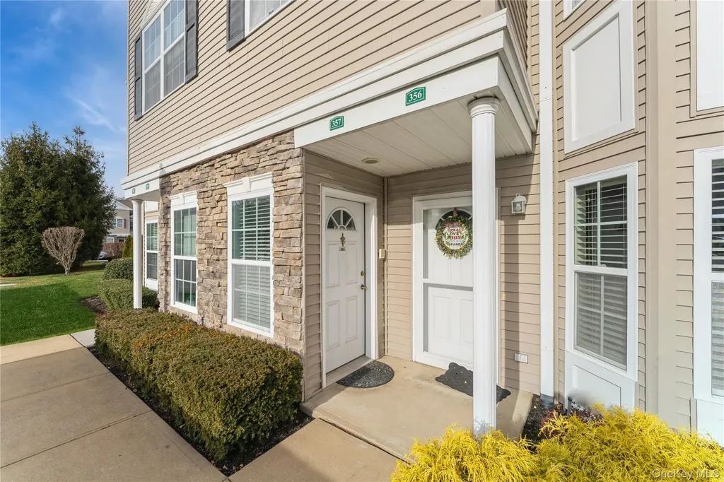 357 Spring Drive East Meadow NY 11554