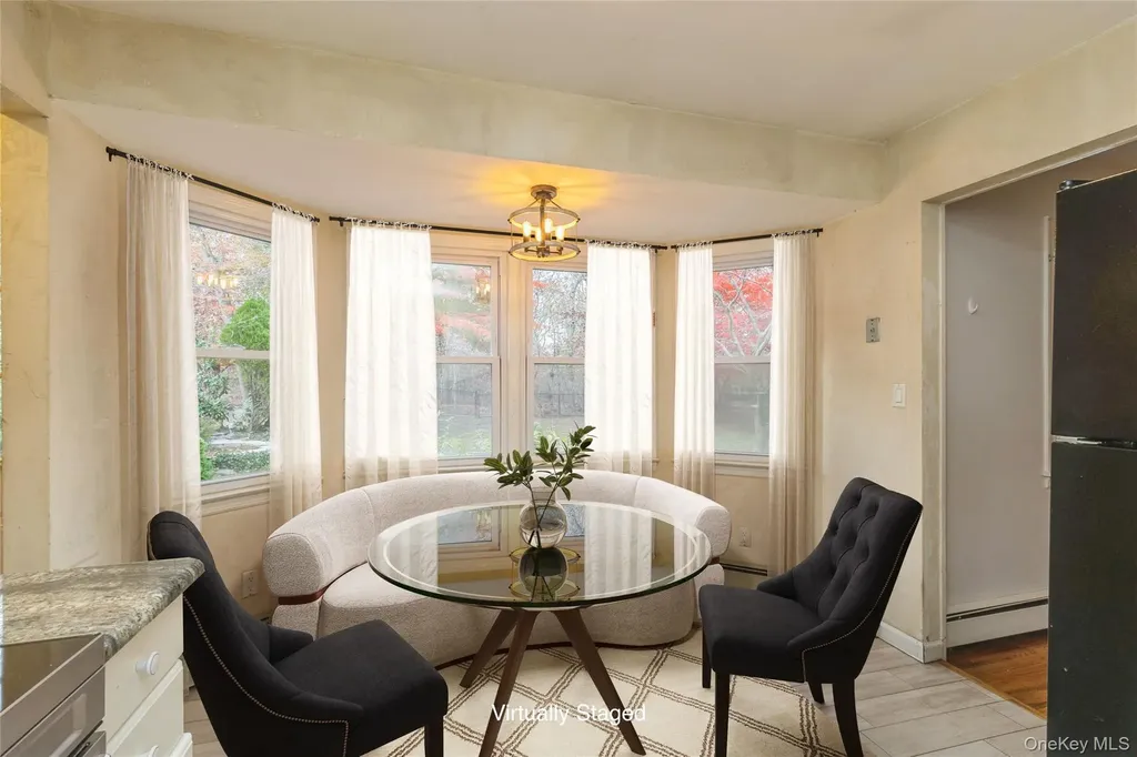 15 Mobrey Lane Smithtown NY 11787