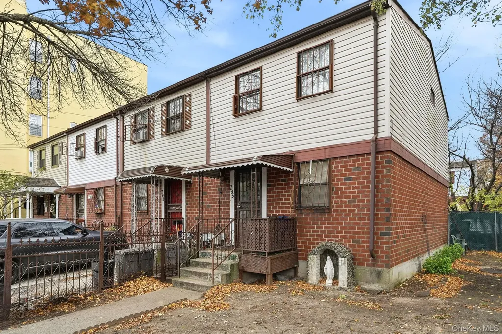 795 Jackson Avenue Bronx NY 10456