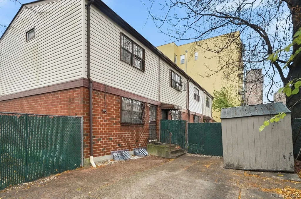 795 Jackson Avenue Bronx NY 10456