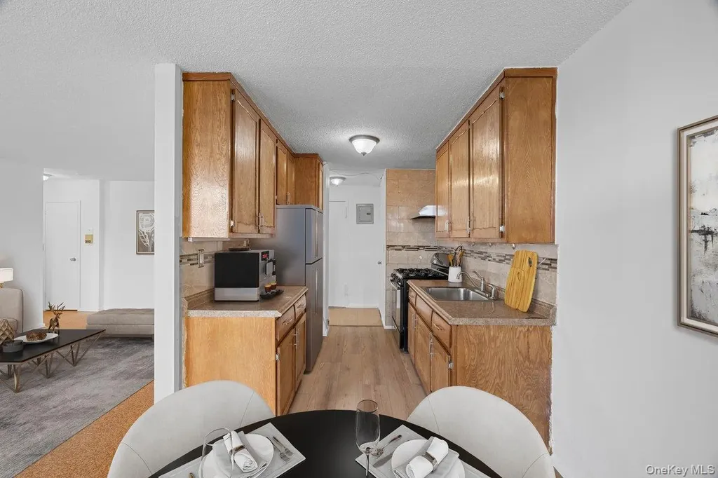 1966 Newbold Avenue Bronx NY 10472