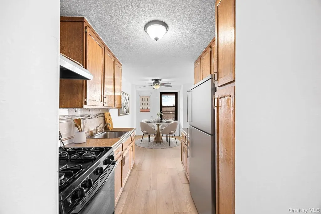 1966 Newbold Avenue Bronx NY 10472